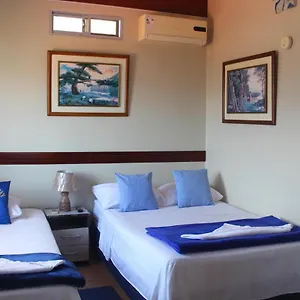 2* Casa de hóspedes Romy